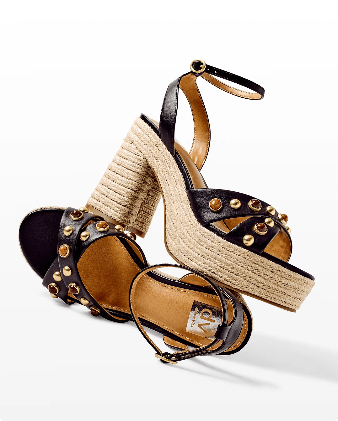 Featuring a natural looking platform heel.