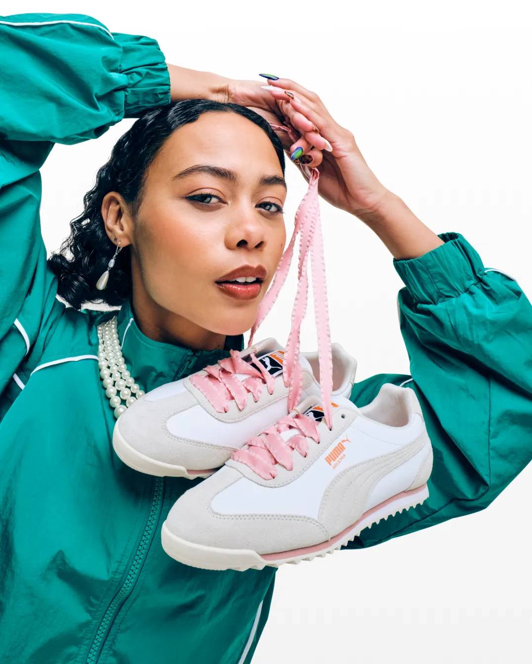 click to shop womens fashion athletic & sneakers