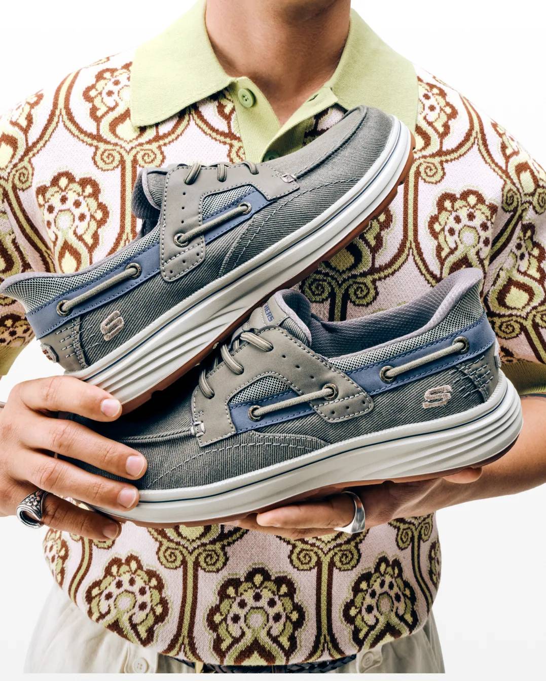shop men's boat shoes