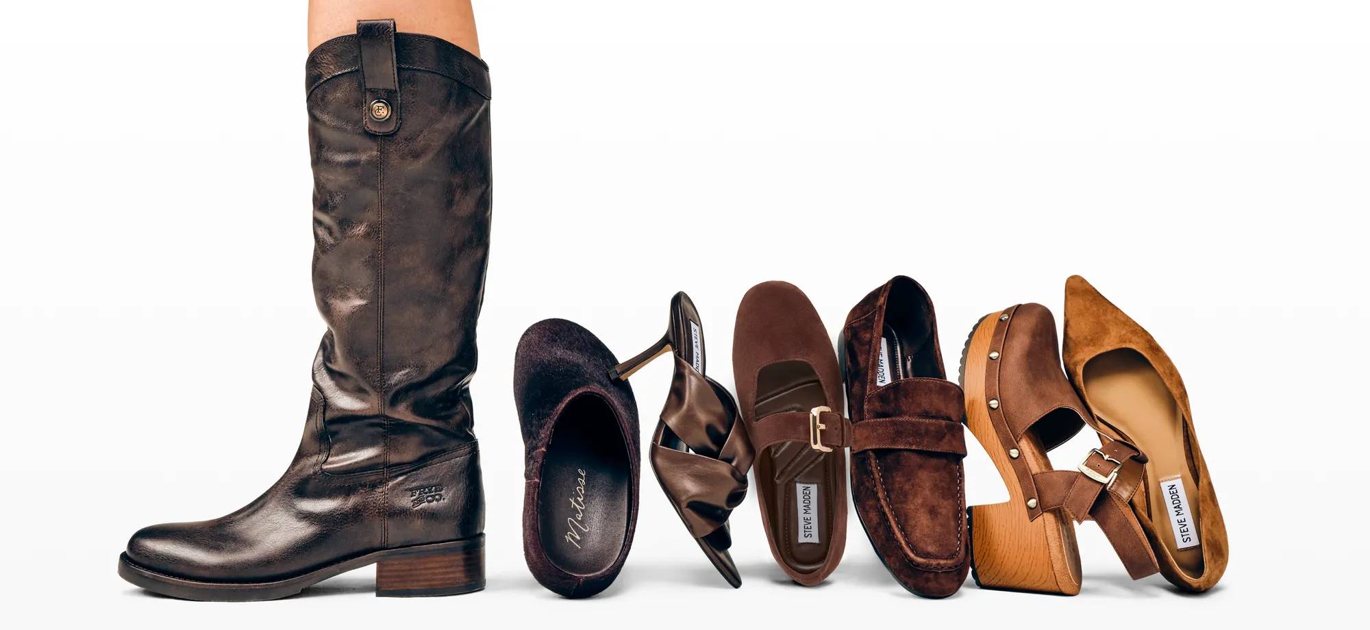 Model wearing the hottest brown shoe trends for fall. Read all about what shoes you should snag before the weather cools down.