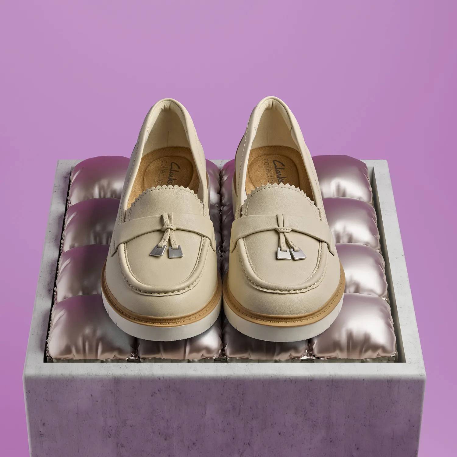 Click to shop Clarks casual shoes at DSW Designer Shoe Warehouse.