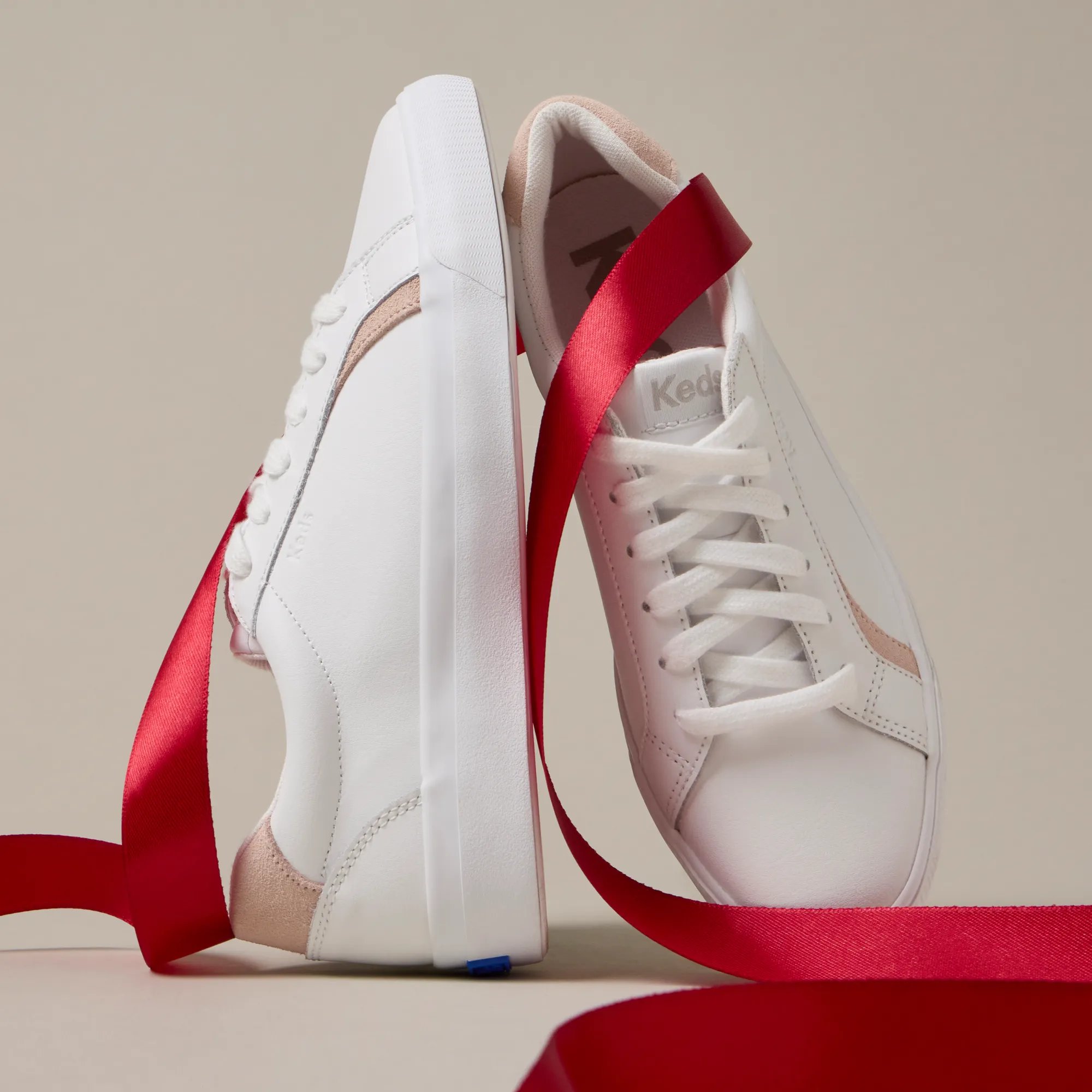 Pursuit Leather Lace Up