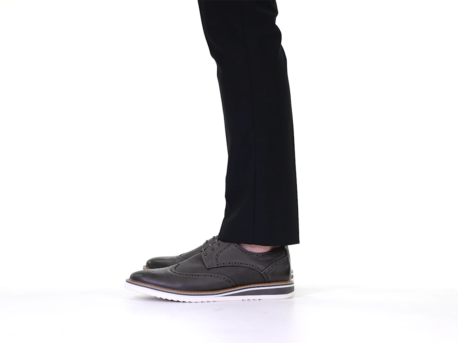 Warrick Wingtip Oxford