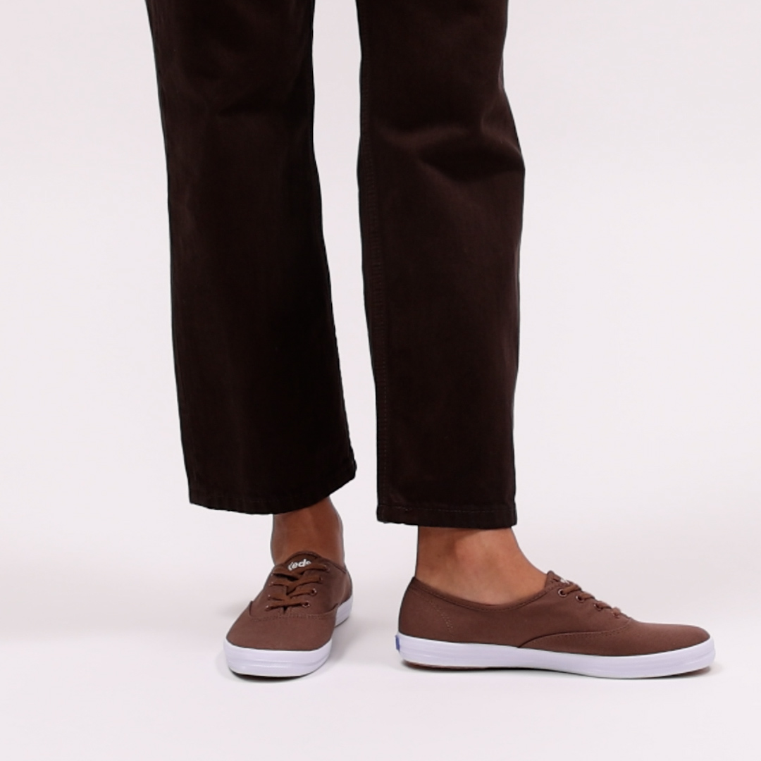 Champion Canvas Lace-Up