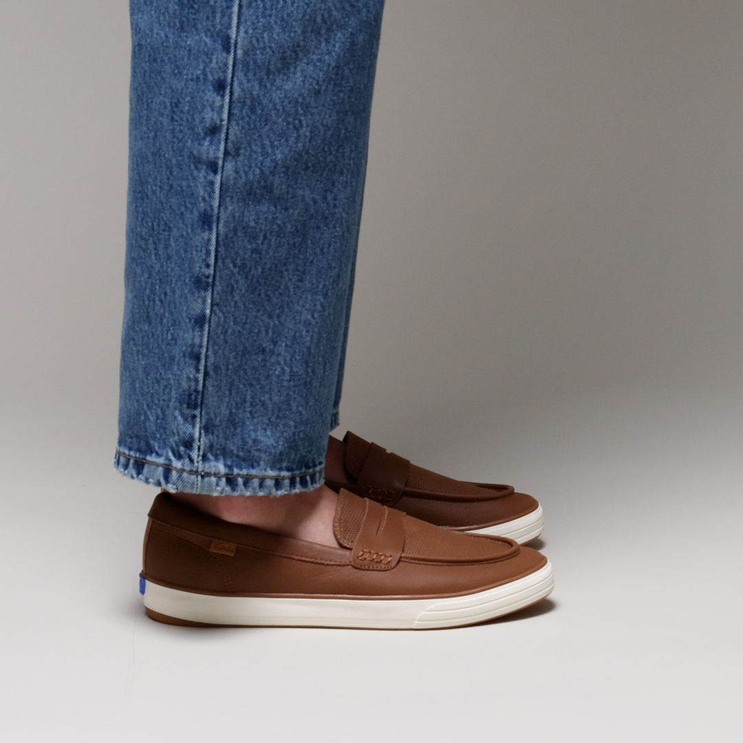 Center III Leather Loafer