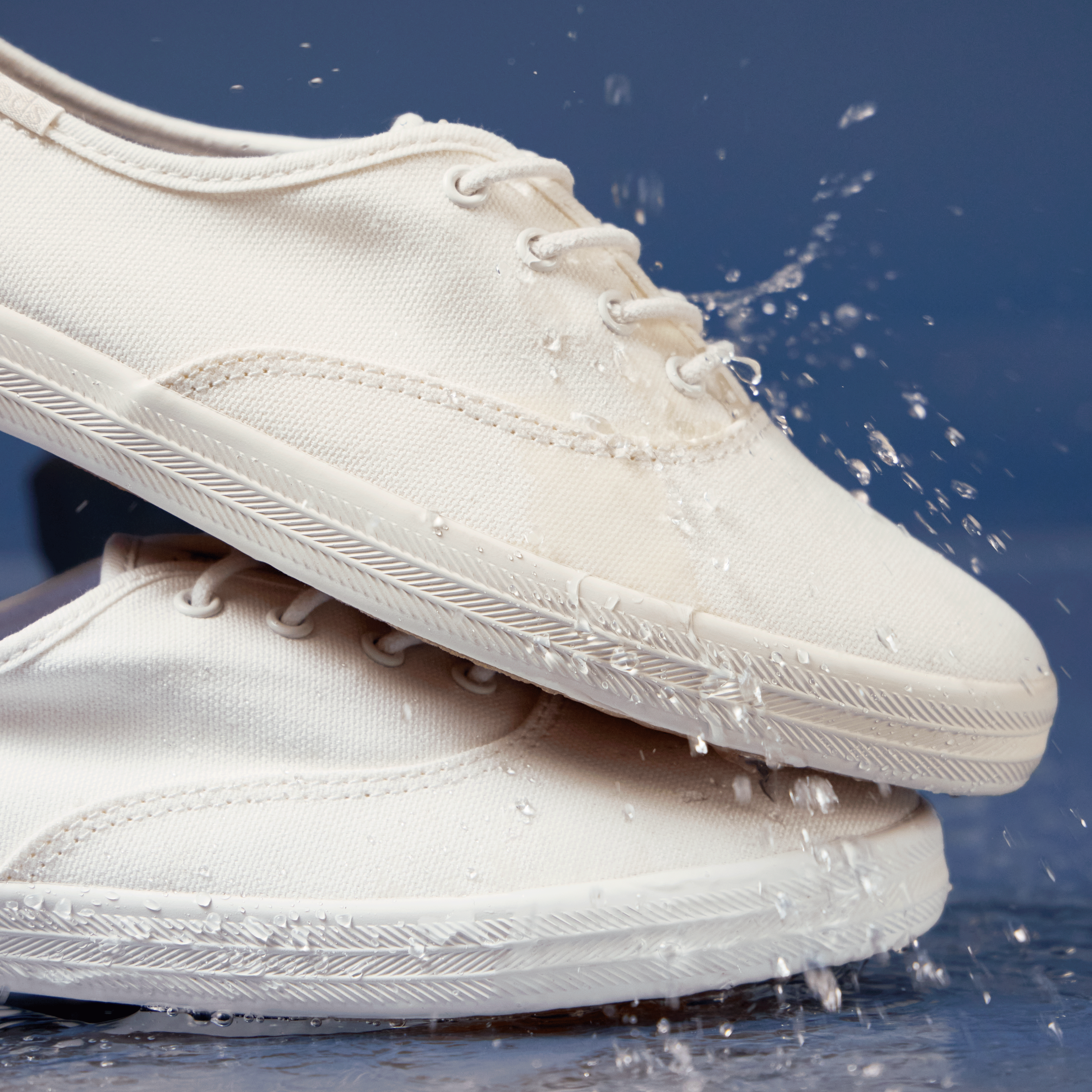 Champion Canvas Water Repellent Lace-Up