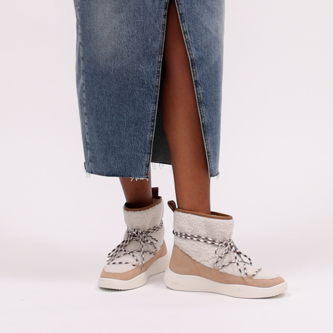 Nova Boot Slip Faux Sherling/Suede